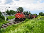CN 8930 leads 402 at 124.62